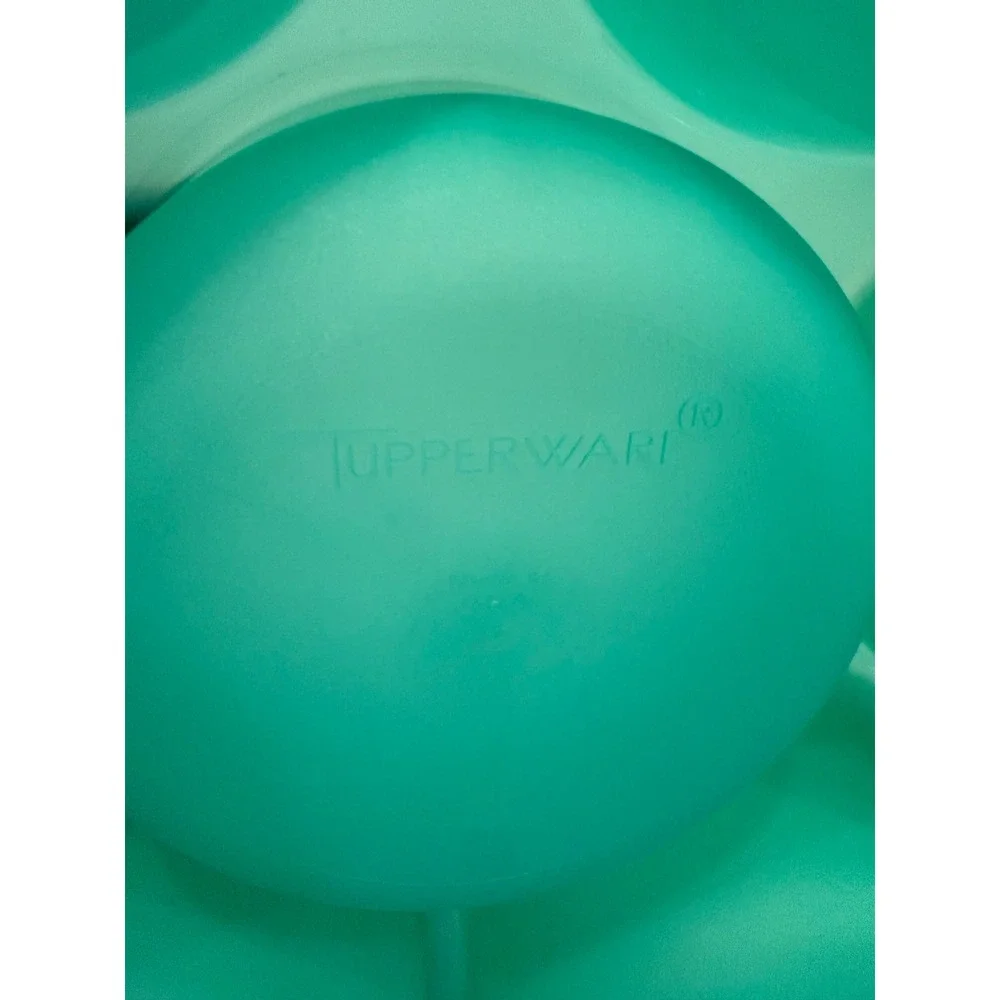 Tupperware Jele-ette Serving Tray Green 6‎ Compartment Veggie Platter 1666D-1